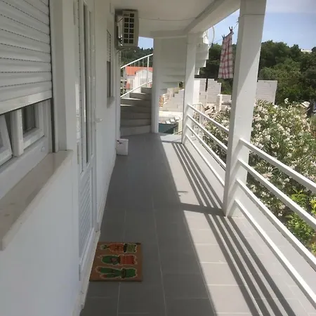 Apartament Anamarija's *