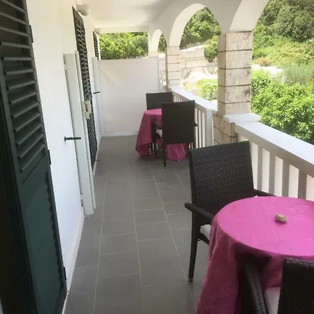 Apartament Anamarija's